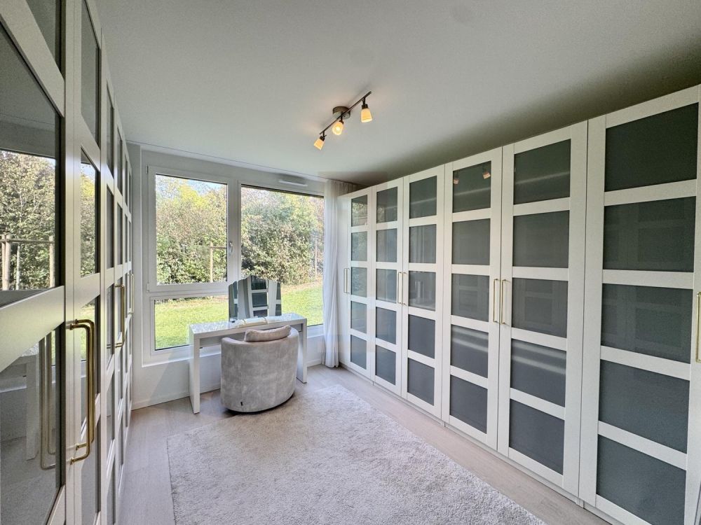 Superbe appartement meublé en rez de jardin - Bild 9