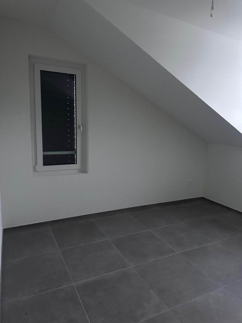 Schöne neue 4.5-Zimmer-Dachwohnungen zu vermieten - Bild 9