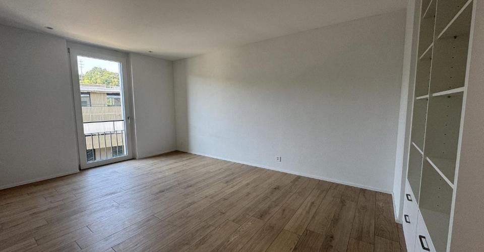 05635 - Appart. 3½ PCES - IMP. CHAMP-RIOND 12 - MATRAN - Appartement 3.5 pièces - image - 3