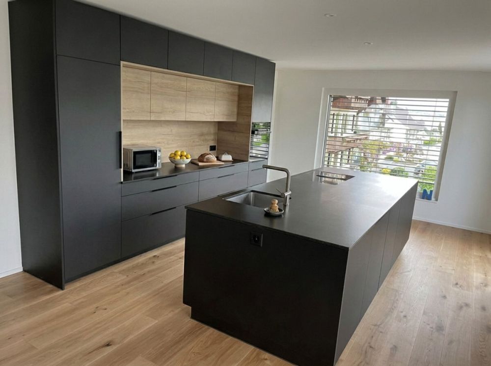 Moderne 4.5-Zimmer-Wohnung mit 2 Balkonen in Ipsach - Ipsach - Küche - Marlin Immoblien