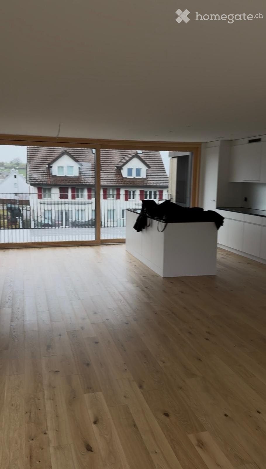 Exklusive 4.5-Zimmer-Neubau-Attikawohnung mit Seeblick, 2 Terrassen & 2 Tiefgaragenplätzen - Bild 1