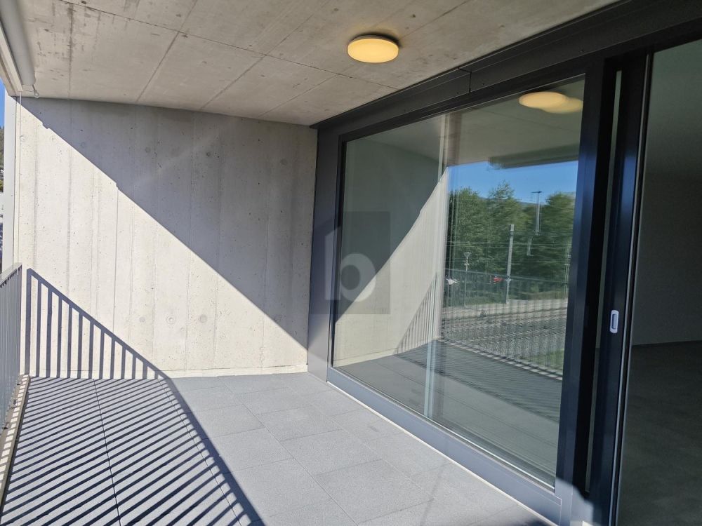 ERSTBEZUG MIT SONNIGEM BALKON! - Bild 1