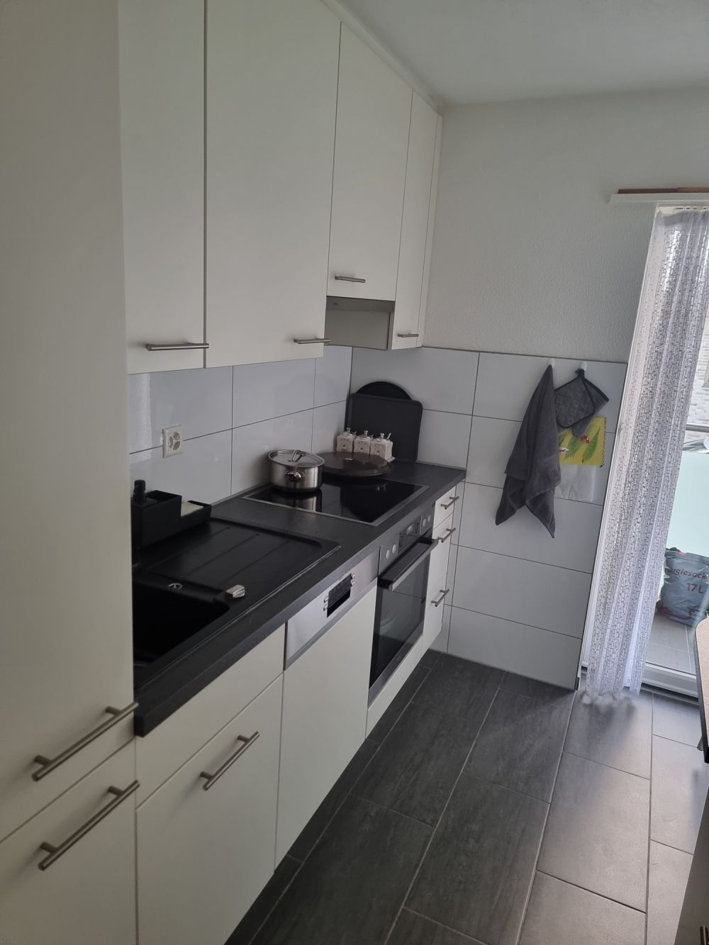 Helle 4.5-Zimmer-Wohnung mit zwei Balkonen an ruhiger Lage - Bild 11