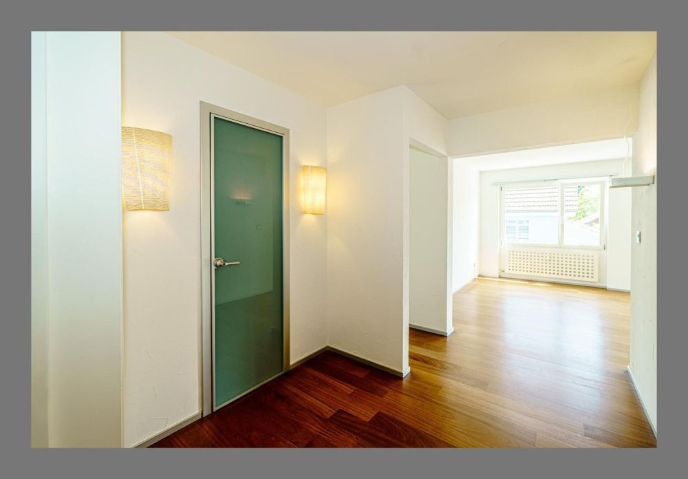 Moderne 4.5-Zimmer-Maisonettwohnung in Hölstein zu vermieten - 08 Verbidnung Räumlichkeiten