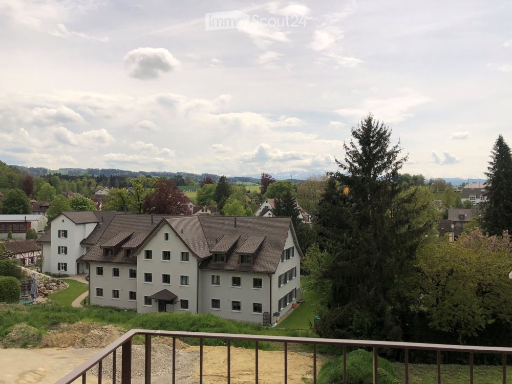Helle 4.5 Zimmer Wohnung - Bild 4