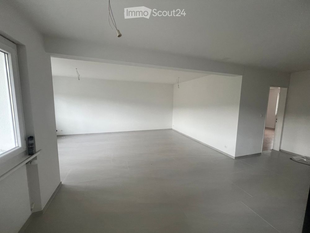 Moderne 4.5-Zimmer-Wohnung mit Balkon in Düdingen - Bild 4