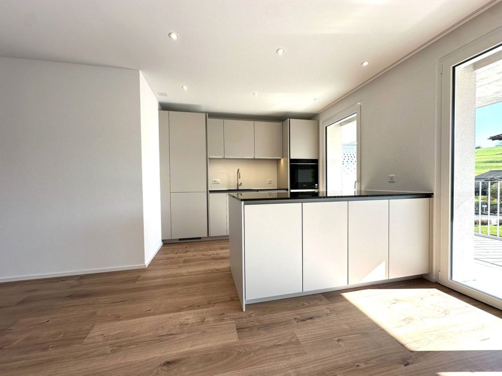 ERSTVERMIETUNG - 3.5-Zimmer-Wohnung im 2. OG mit Balkon und Garage in ruhiger Lage - Bild 7
