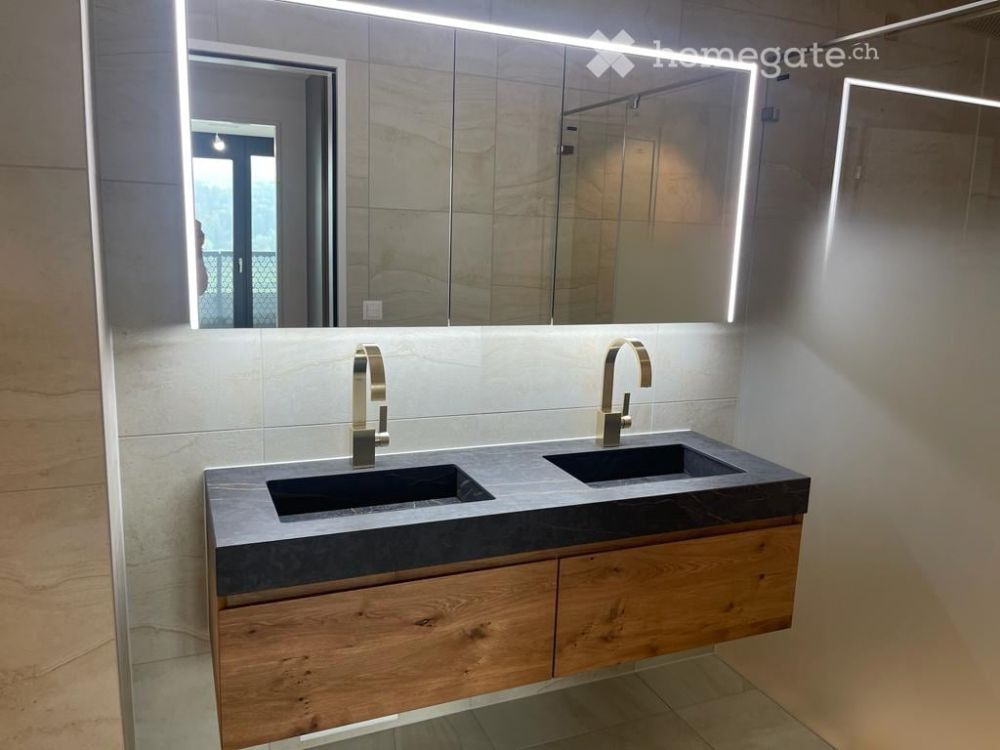 Luxuriös wohnen im 22. Stock / living on top on 22nd floor - Bild 11