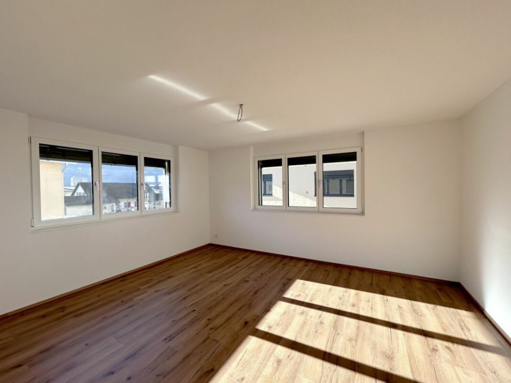 5.5-Zi. Doppeleinfamilienhaus - Ihr Wohntraum für die ganze Familie! - Zimmer OG