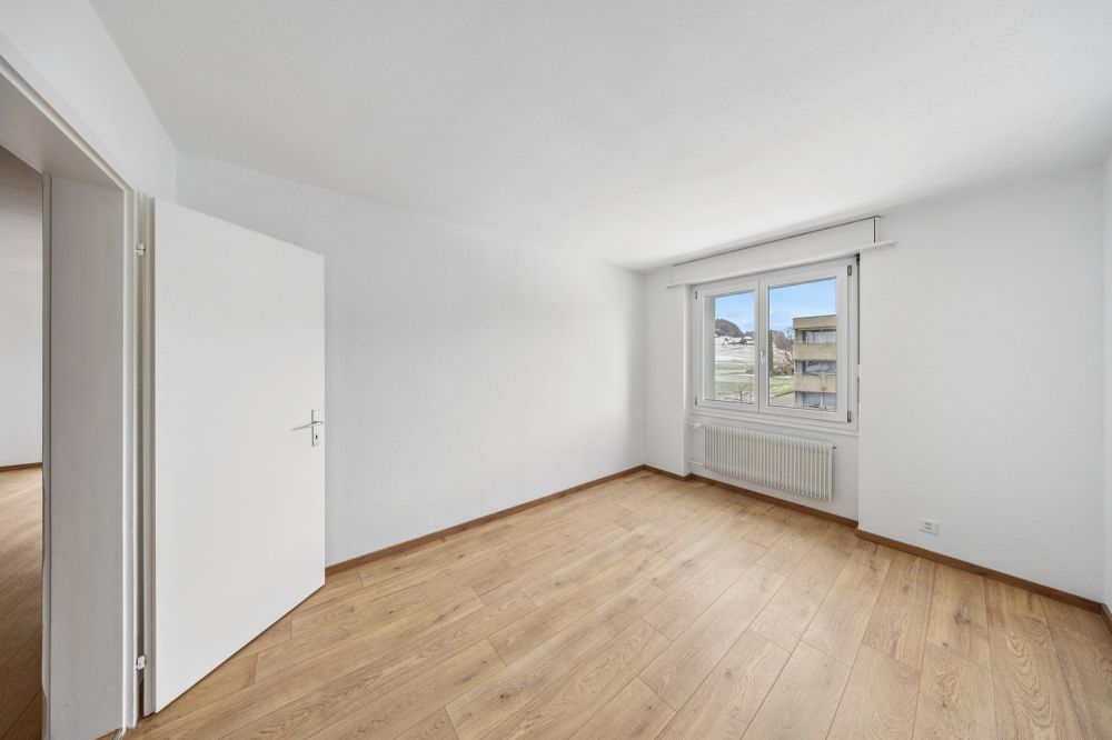 Totalsanierte, helle 5.5-Zimmer-Wohnung in Sumiswald - Bild 6