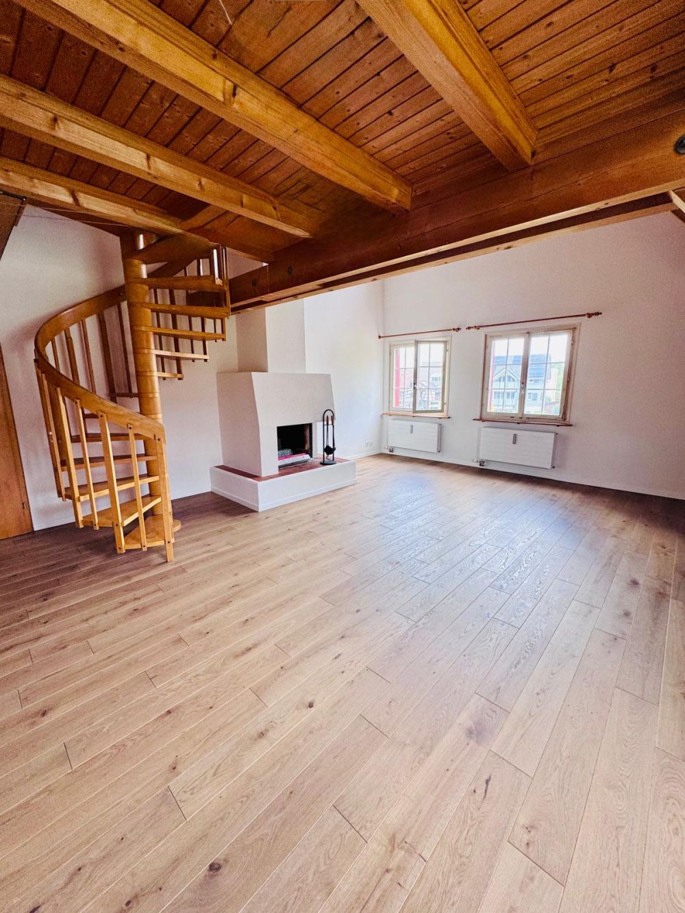 neu sanierte, stilvolle Maisonette-Wohnung im Dorfkern Tägerwilen - Bild 4
