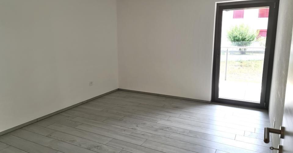 A louer magnifique appartement de 2.5 pièces avec une terrasse couverte de 19,70 m² dans un immeuble résidentiel haut standing comme neuf avec place de parc dans le garage - Appartement 2.5 pièces - image - 7