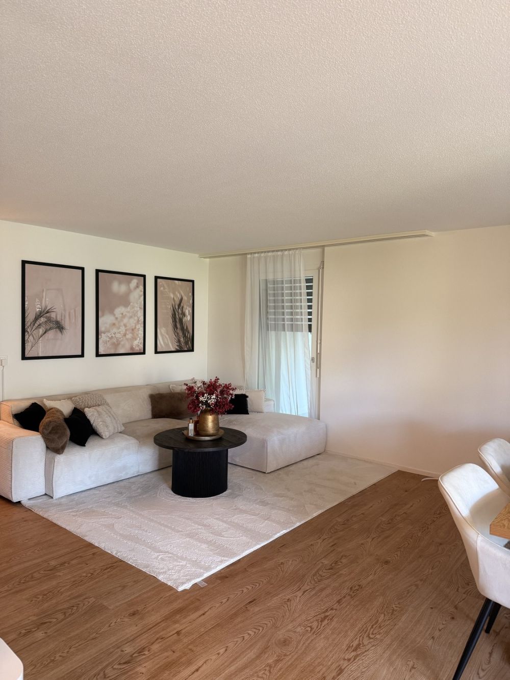 Modernes WG-Zimmer mit eigenem Bad & Balkon in Ostermundigen - Bild 10