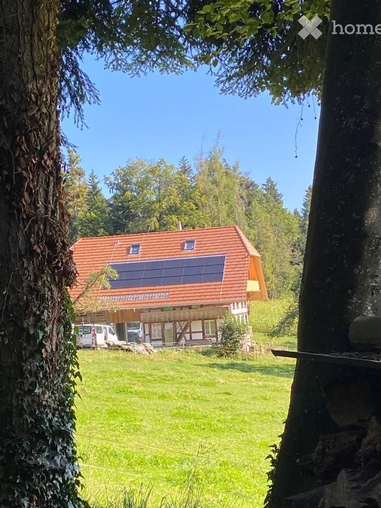 5.5-Zimmer-Bauernhaus in Seftigen: Wohnen im Grünen mit Bergpanorama - Bild 3