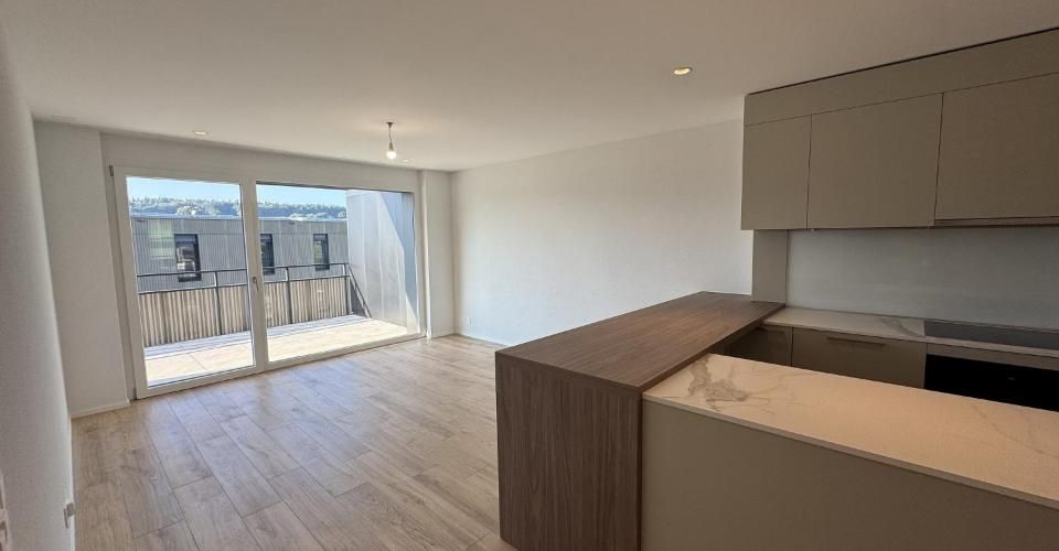 05595 - Appart. 3½ PCES - IMP. CHAMP-RIOND 8 - MATRAN - Appartement 3.5 pièces - image - 1