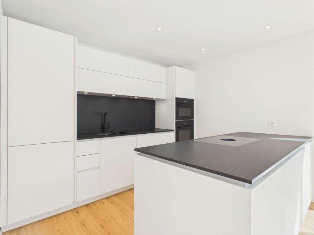 Exklusives Neubau-Reihenhaus mit Garten, Balkon und höchstem Wohnkomfort - Bild 2