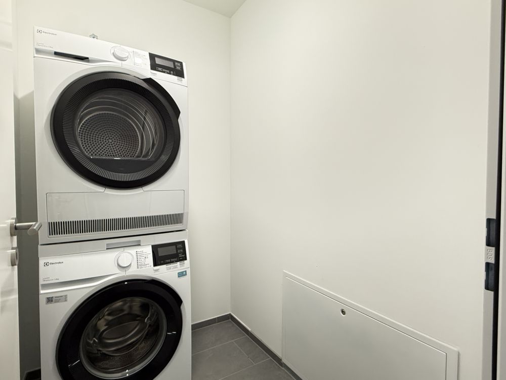 Exklusive Maisonette-Loft - Wohnen auf höchstem Niveau - Reduit/Waschturm