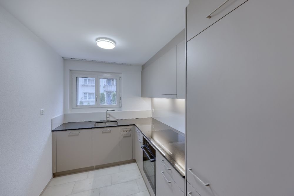 Zentral gelegen, komfortabel gelebt - stilvolle 4.5-Zimmer-Wohnung - Bild 4