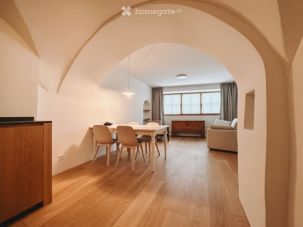 CHESA BOTT SAMEDAN - Luxuriöse 2,5 Zimmer Wohnung - Bild 3