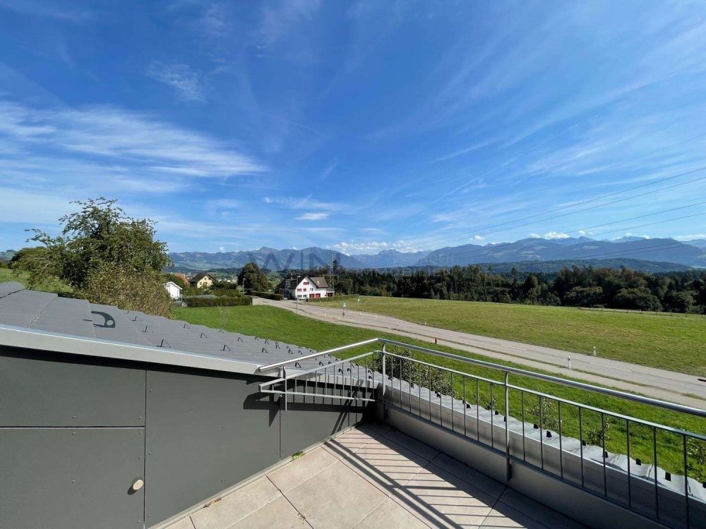 Zuhause-Glück im Grünen ? Schnell im Zentrum - Sicht in die Berge