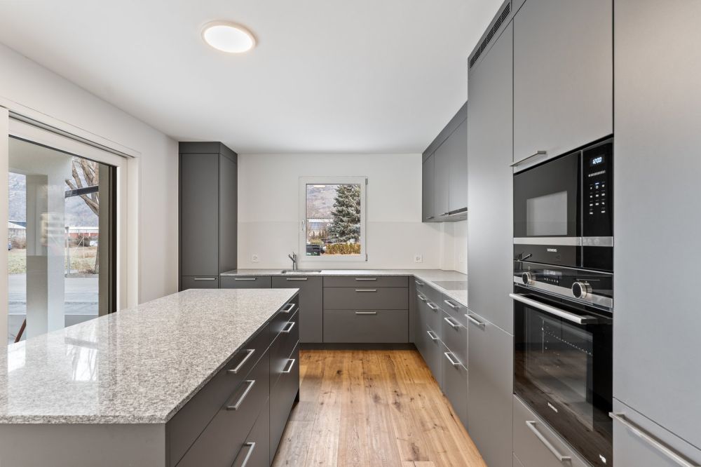 möbiliertes WG Zimmer in 5.5-Z-Gartenwohnung - Neubau - Bild 1