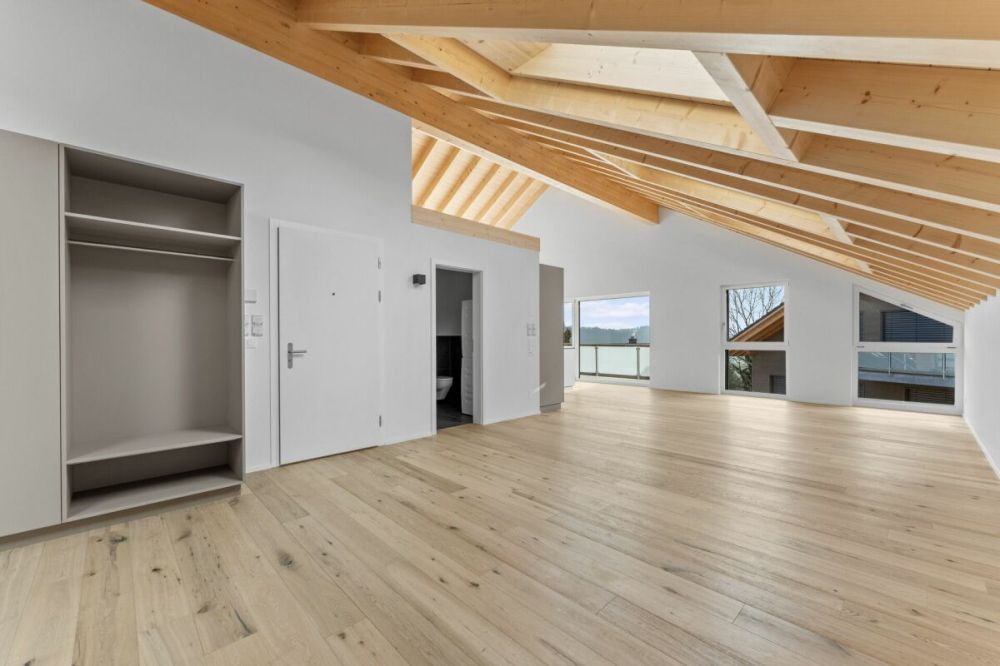 Erstbezug: moderne 3.5-Zimmerwohnung im Dachgeschoss süd - Bild 3