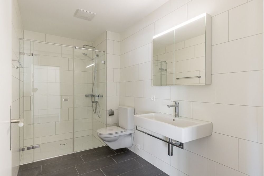 Hier endet Ihre Wohnungssuche - Bad_mit_Dusche.jpg