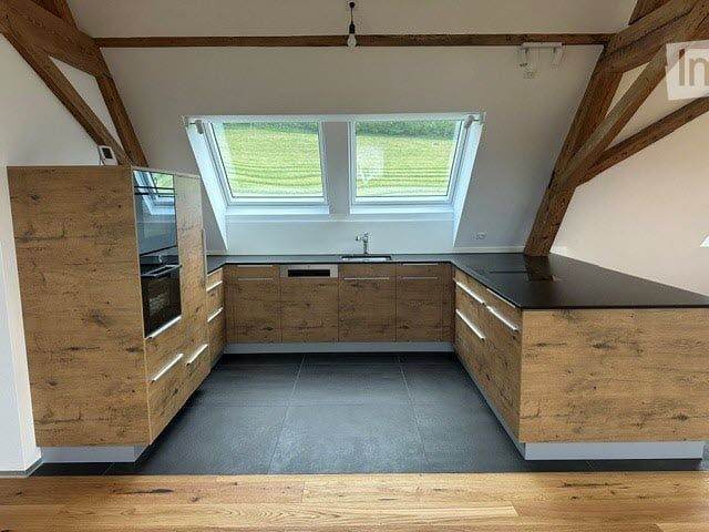Neue moderne 3.5-Zimmer-Dachwohnung mit viel Charme - Bild 3