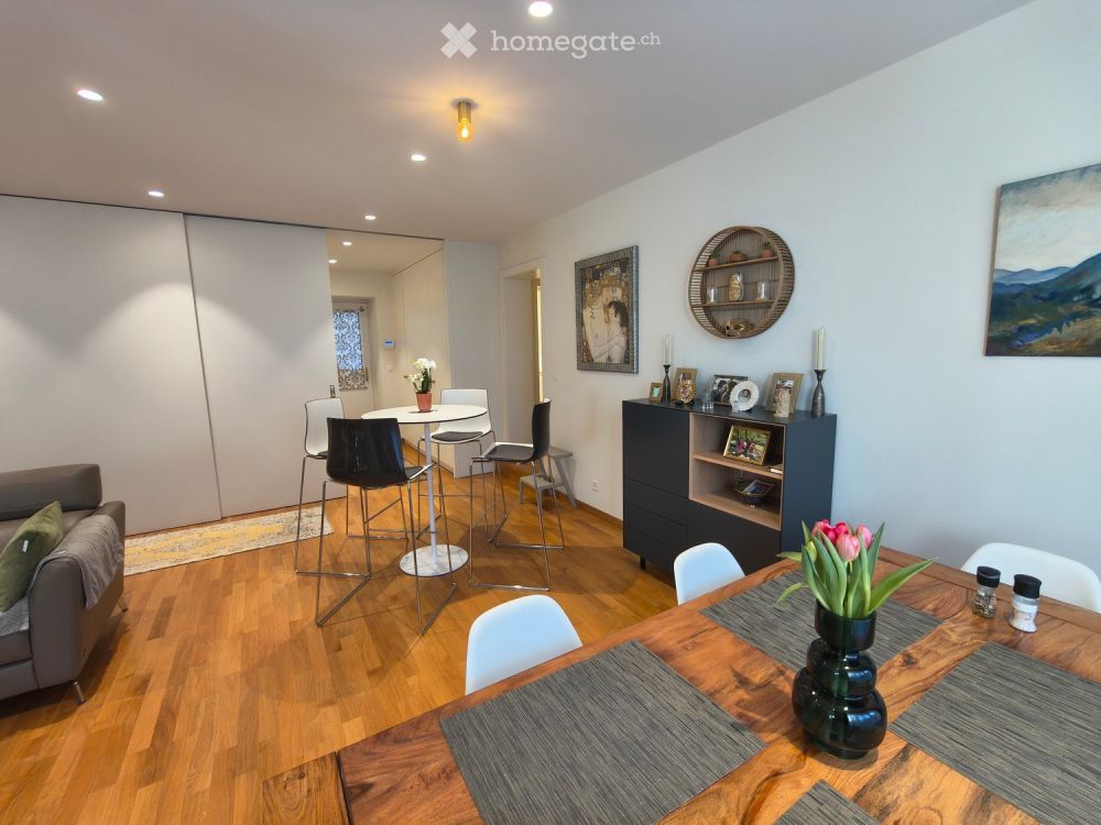 Appartement rénové et sécurisé de 5,5 pièces au RDC avec garage pour 1 voiture à Chene-Bougeries! - Bild 2