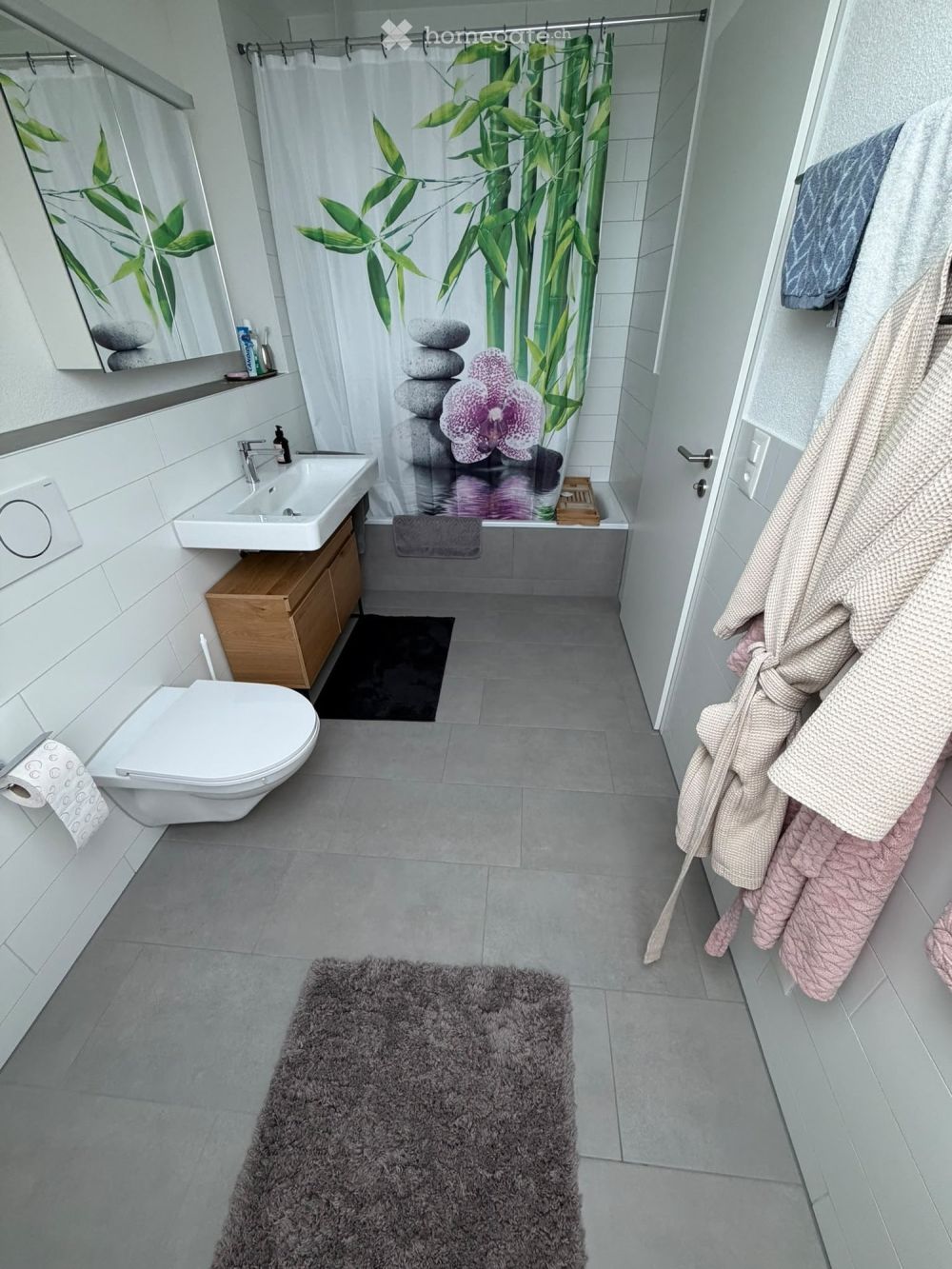 Helle 3.5-Zimmer-Wohnung mit Balkon und schöner Aussicht in Urdorf - Bild 4