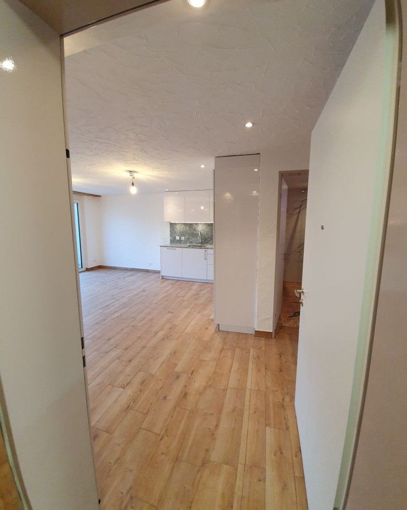 2½- Zimmer- Erdgeschoss Rechts Blau - Bild 1
