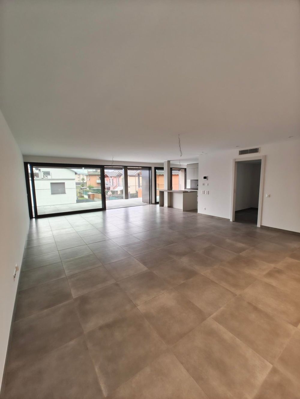 Splendido appartamento di 5.5 locali a Lamone - Bild 1