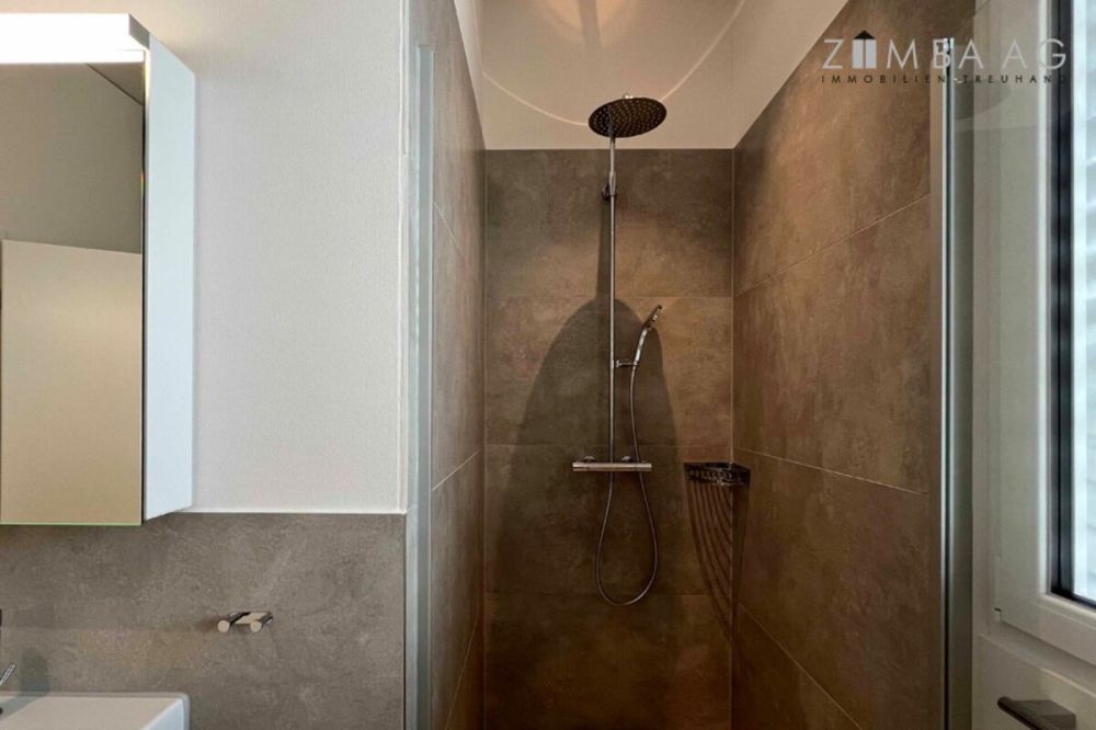 Im Thurgi-Center ganz oben: brand-neue, stylische 128 m²-Attika-Loft - Bild 11