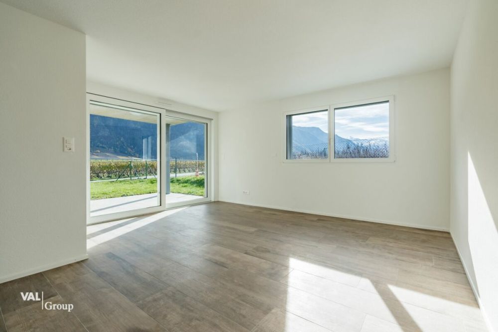 Élégant 3.5 pièces neuf avec terrasse, jardin et place de parc - Bild 2