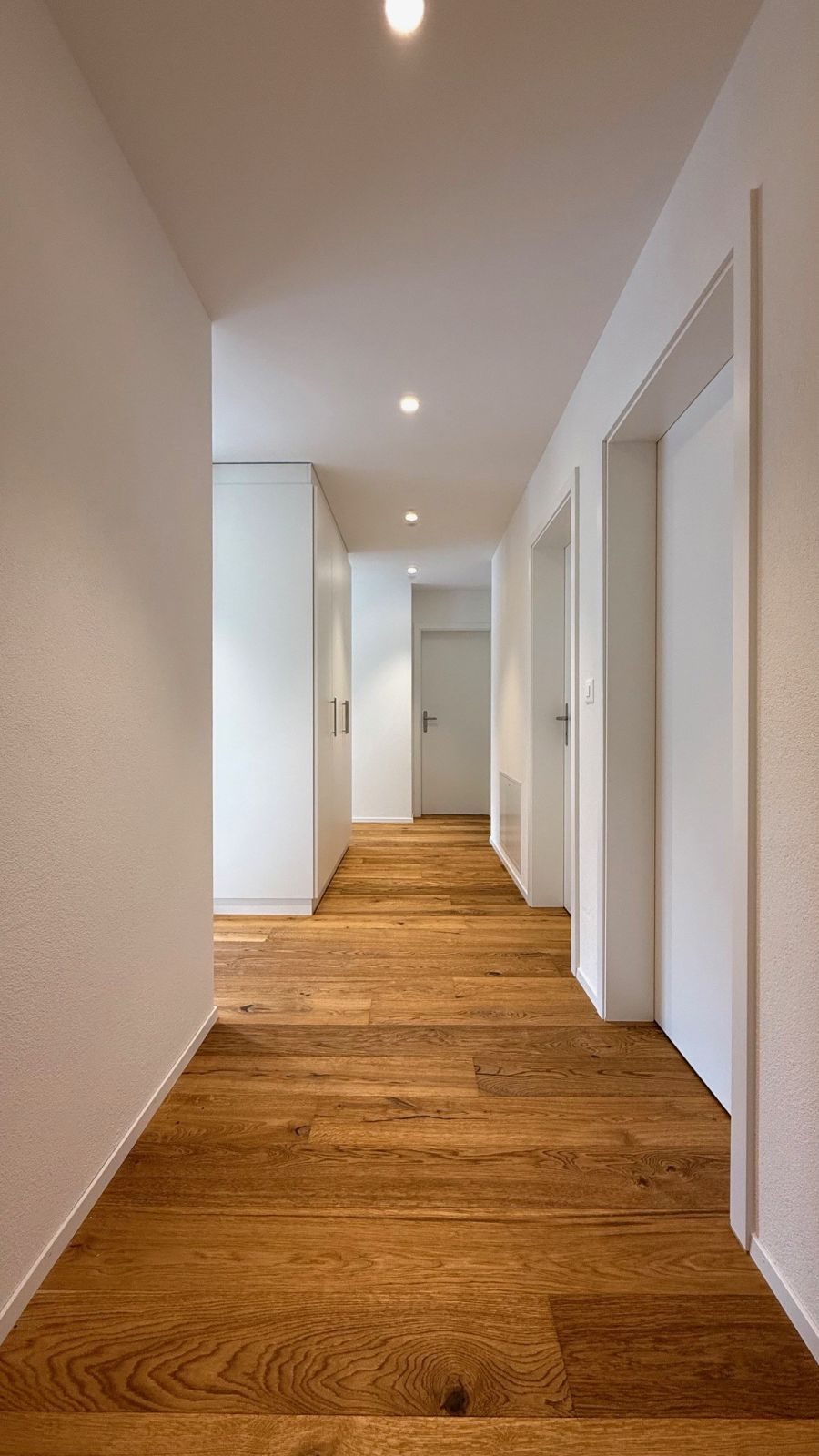 Exklusive 4.5-Zimmerwohnung im 1. Obergeschoss - Bild 4