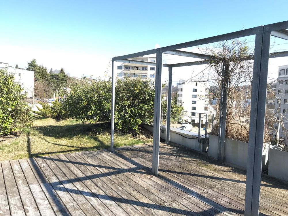 Rooftop! Helle Wohnung mit rieser Dachterrasse an zentraler Lage! - Bild 2