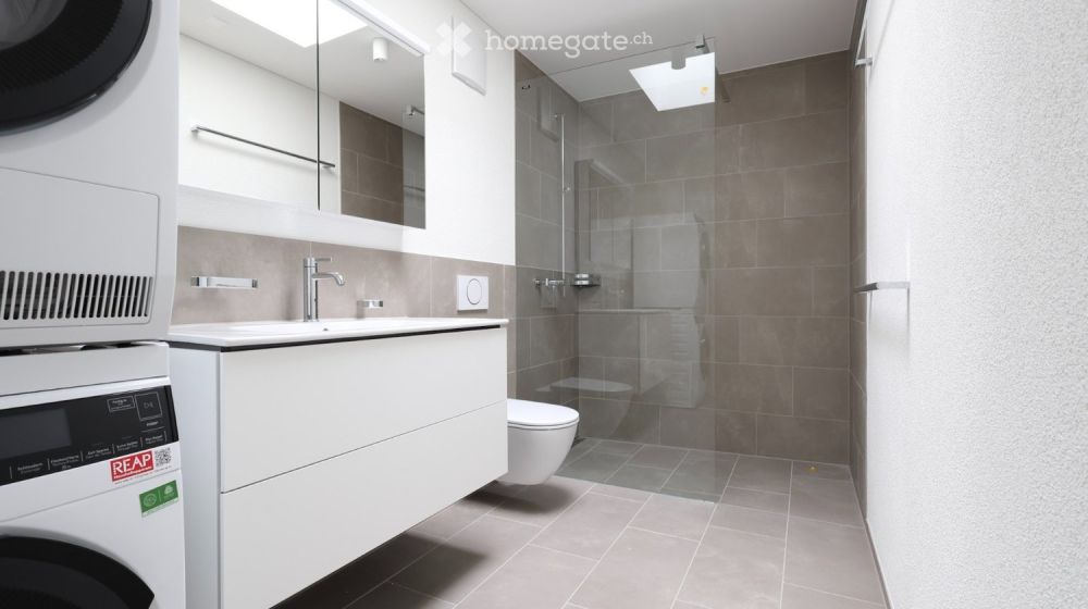 Hochwertige Neubau Dachgeschosswohnung in Brugg AG - Bild 3