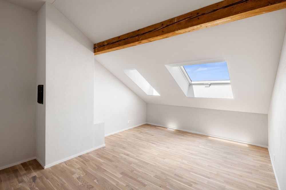 Erstvermietung nach Sanierung - Zimmer