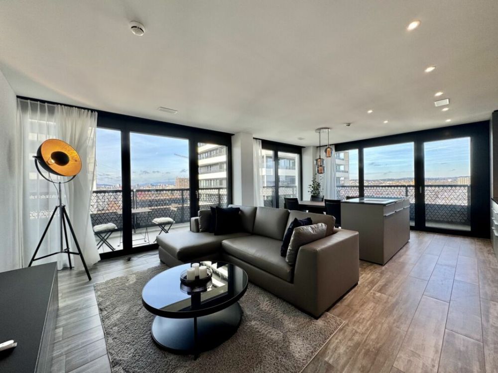 Über den Dächern von Dübendorf - vollständig möblierte Wohnung - Bild 3