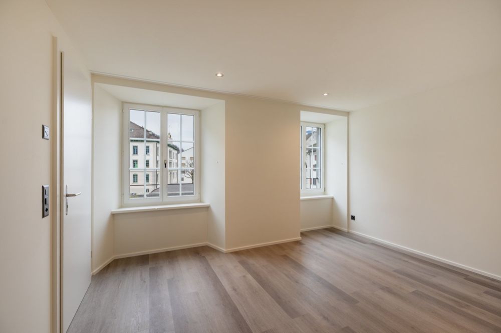 Moderne 2.5-Zimmer-Langzeit-Ferienwohnungen im Dorfkern von Näfels - Bild 3