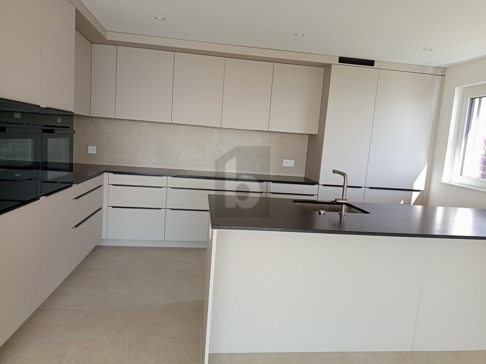 MODERNE, LUMINEUX & CONFORTABLE - Bild 4