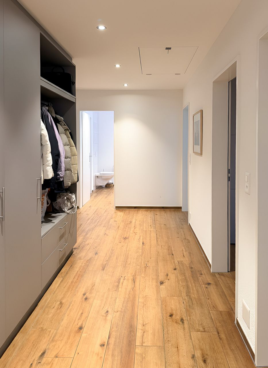 Grosszügige Dachwohnung mit eigenem Estrich und schöner Aussicht - Bild 8