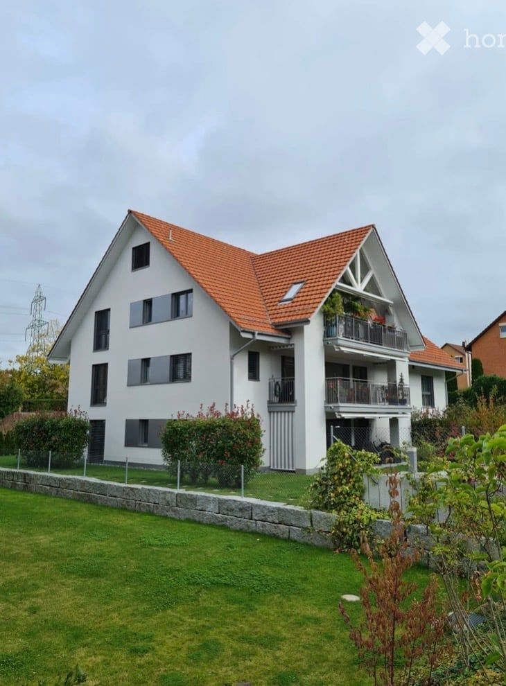 Moderne 4.5-Zimmer-Wohnung in ruhiger Lage in Benglen - Bild 1