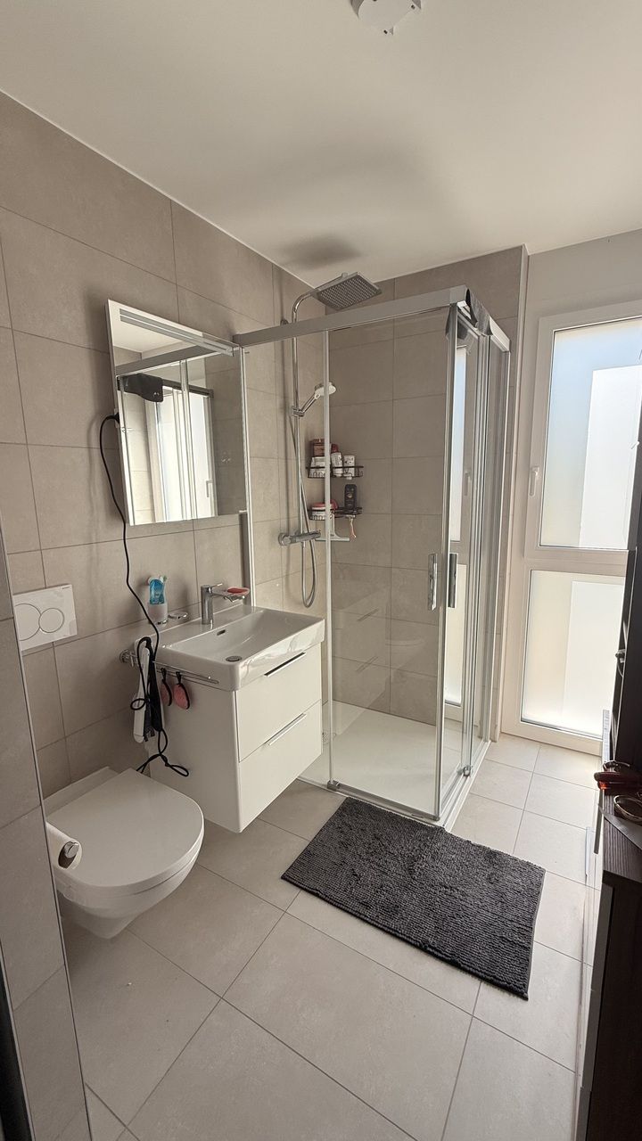 Magnifique appartement moderne avec grand balcon - Bild 6