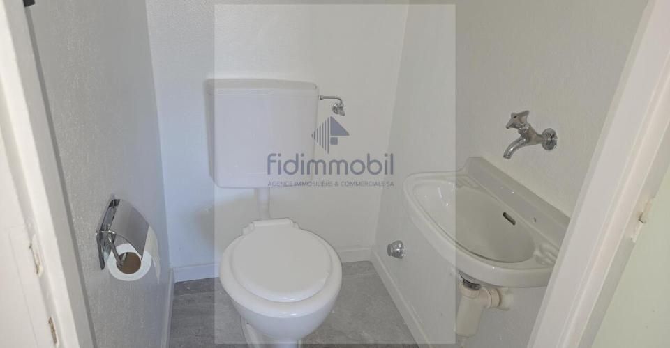 Appartement de 4 pièces entièrement rénové dans quartier calme - Appartement 4 pièces - image - 8