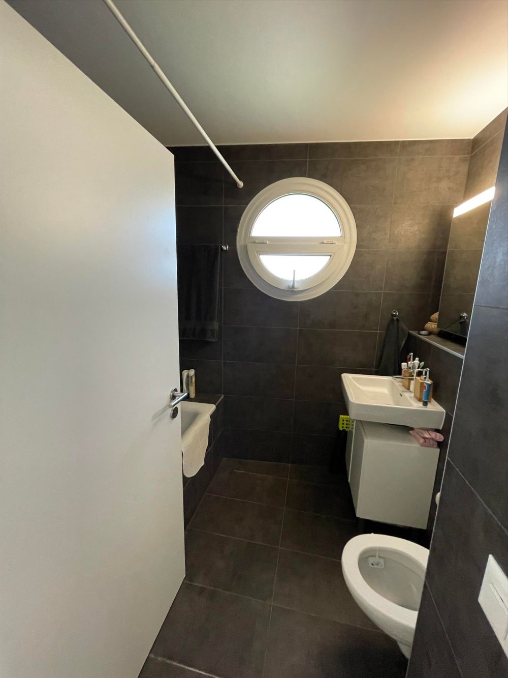 Magnifiquel appartement proche  de l'Aéroport - Bad