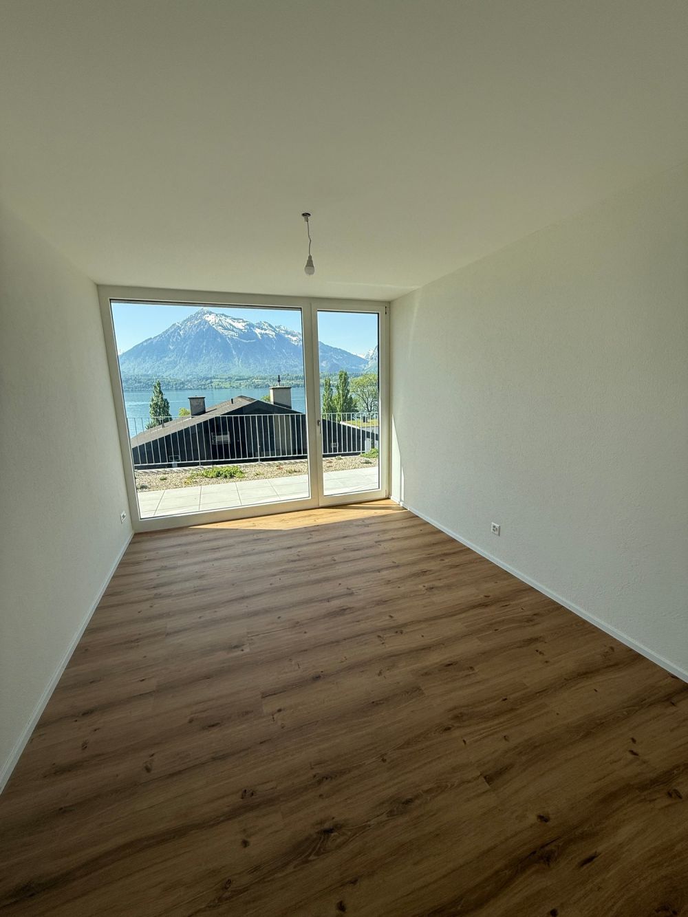 Exklusive Neubauwohnung mit Panorama-Seesicht - Oberhofen am Thunersee - Bild 9