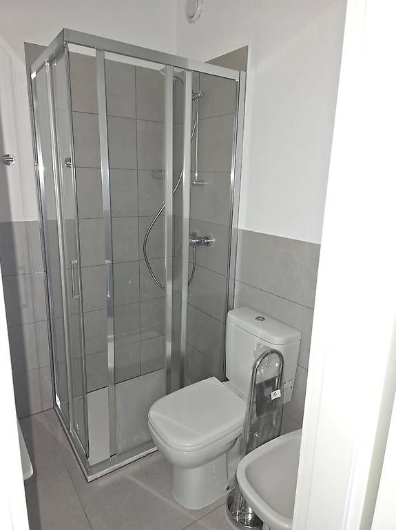 KOMPLETT RENOVIERT - Bild 4