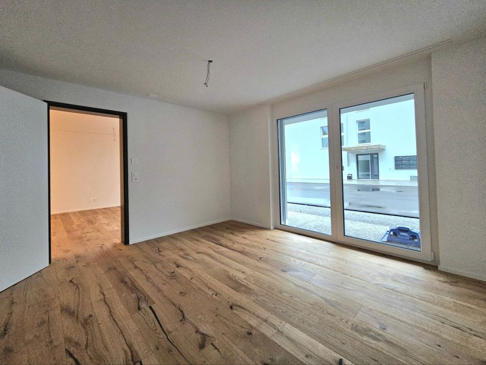 Moderne 2.5 Zimmerwohnung Parterre "Neubau" - Bild 6