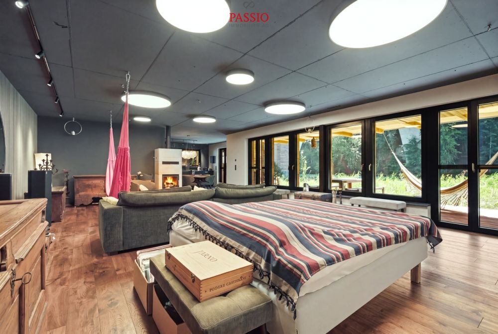 Neuwertige 3.5-Zimmer-Loftwohnung mit 74 m² Terrasse am Aare-Ufer - Bild 9